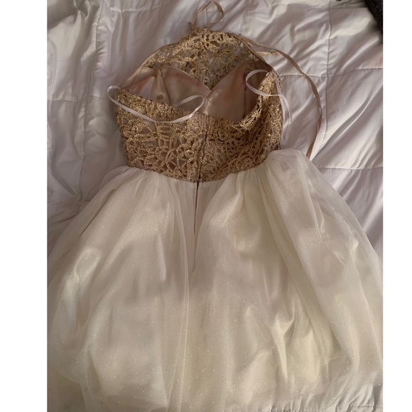 formal dress - Picture 2 of 4